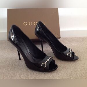 GUCCI GUCCI GUCCI Pre-owned Black Patent Leather Horsebit Peep Toe Pumps